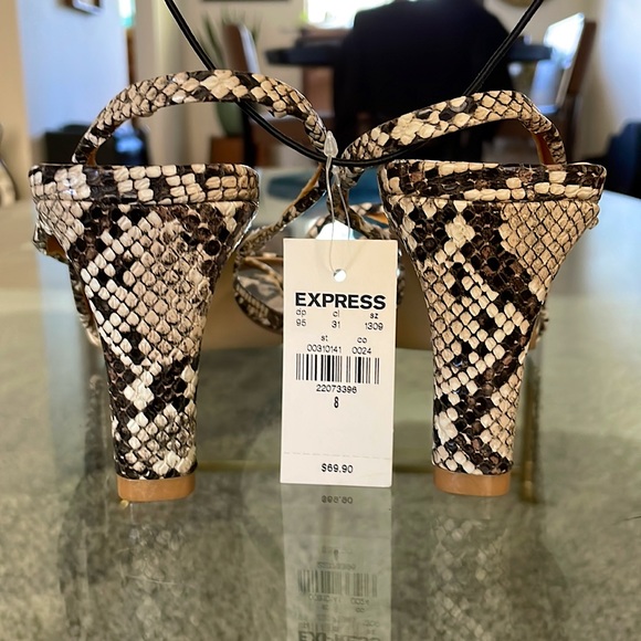 Express Snake Print Heels, Size 8 NWT - Picture 3 of 5